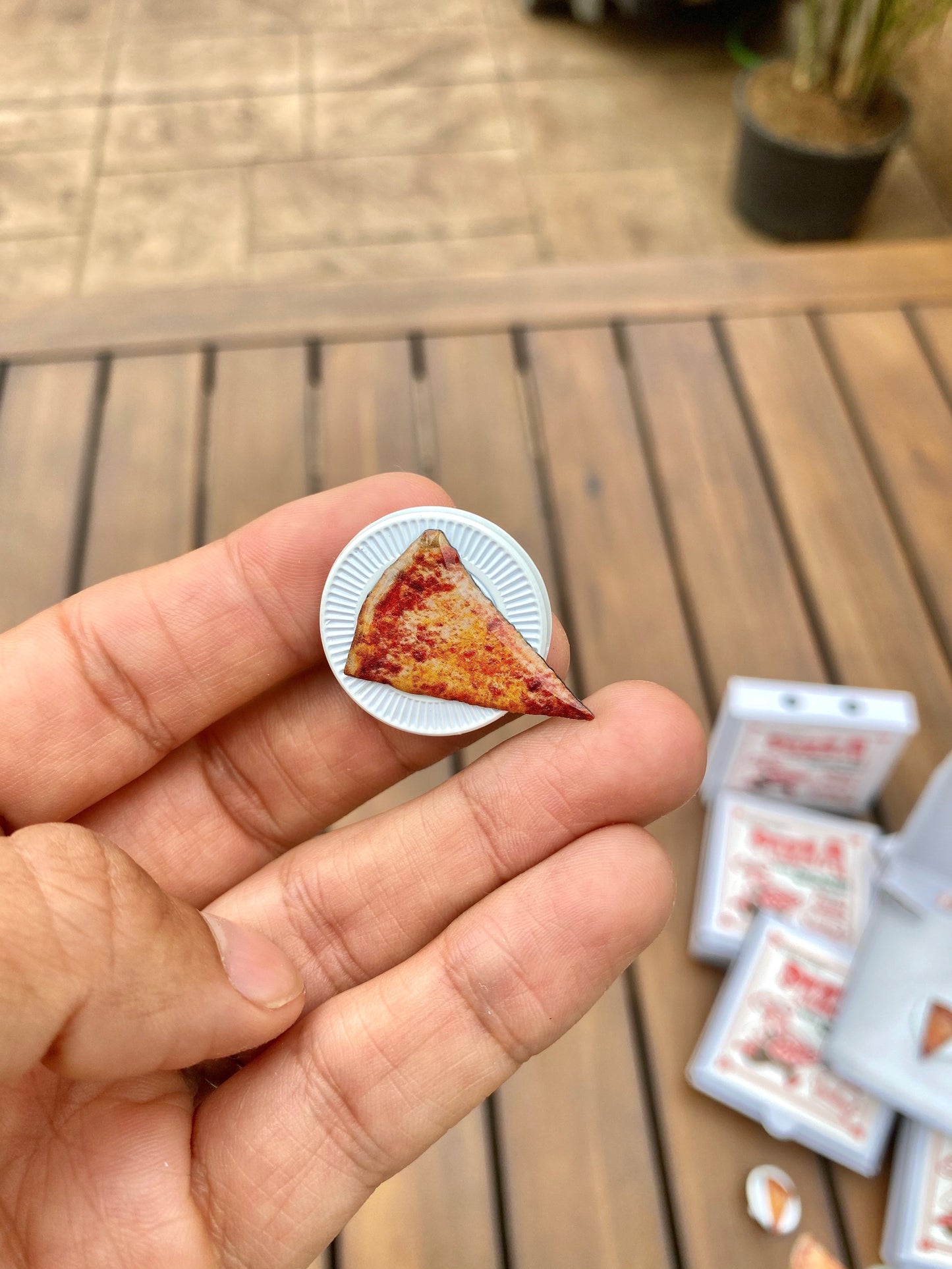 Real Slice of Pizza Pin and Pizza Box (Magnetic)