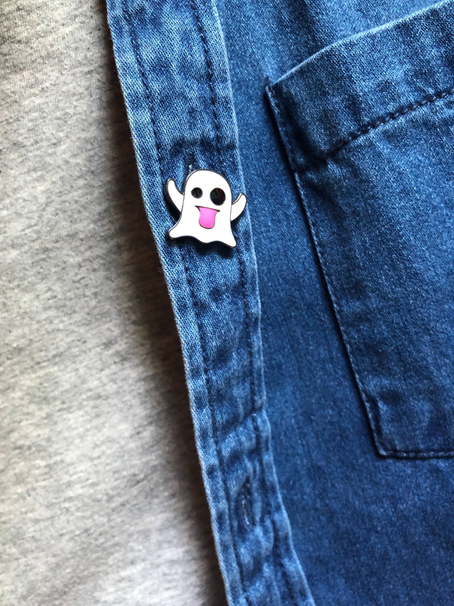 Ghost Emoji Pin